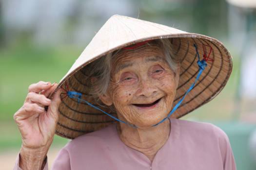 Vietnam - Prachtige, Vietnamese vrouw van 93 jaar!