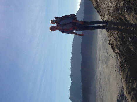 Bromo Vulkaan - Op de kratermond van de Bromo vulkaan!