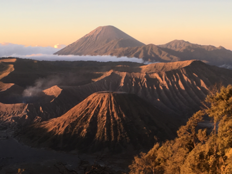 Bromo Vulkaan - Net na zonsopkomst